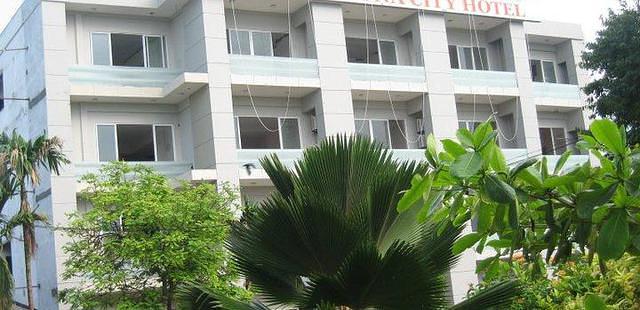 Tilko Jaffna City Hotel