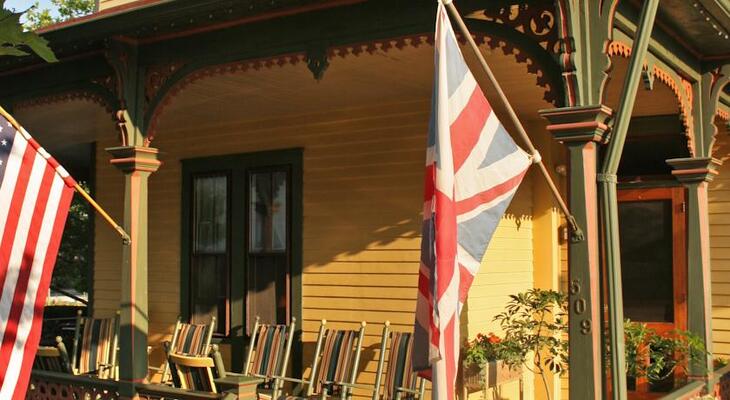 The Queen Victoria