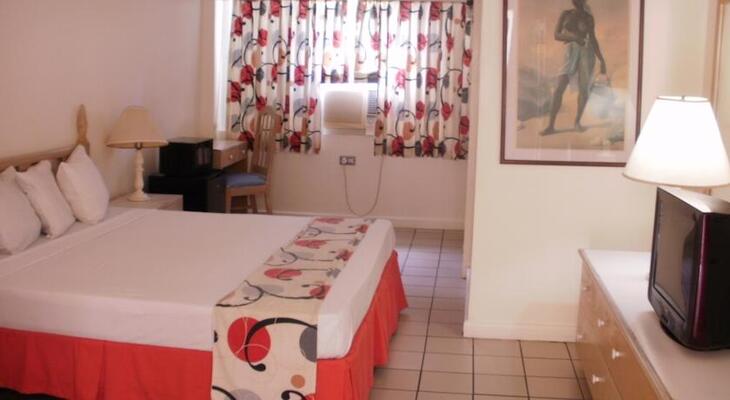 Pineapple Court Hotel