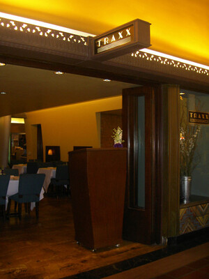 Traxx Restaurant and Bar
