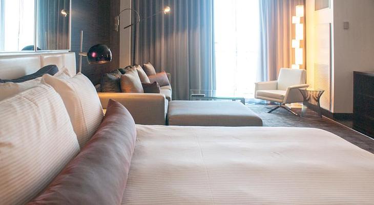 Palms Place Hotel And Spa