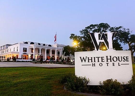 White House Hotel