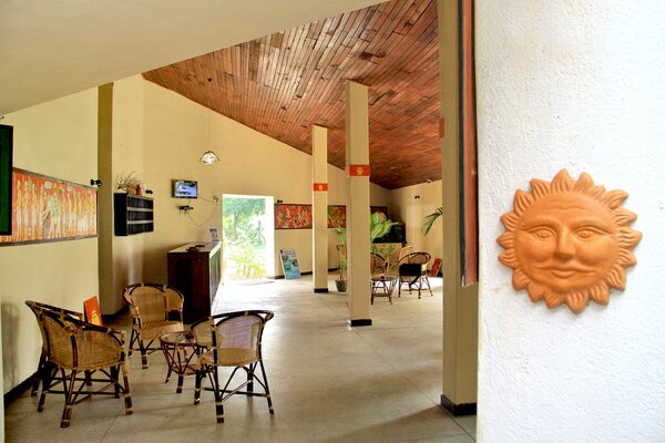 Nilaveli Crystal Blue Hotel
