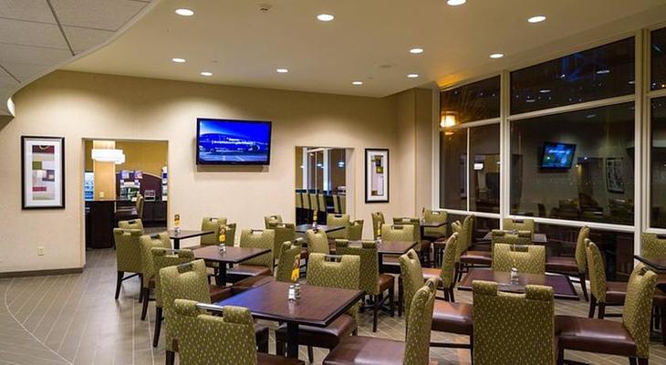 Holiday Inn Express Philadelphia - Penns Landing, an IHG Hotel