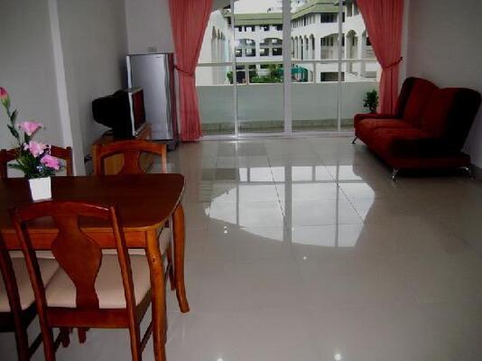 Jomtien Hostel Hotel