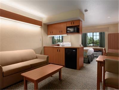 Microtel Inn & Suites By Wyndham Panama City