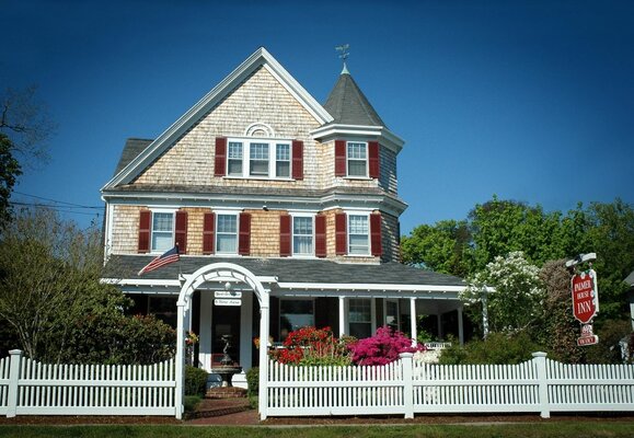 Palmer House Inn