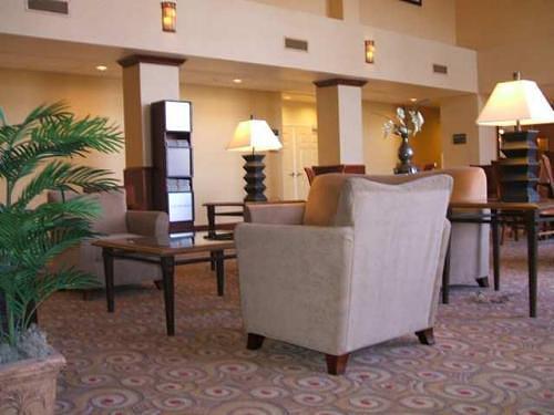 Hampton Inn & Suites Reno