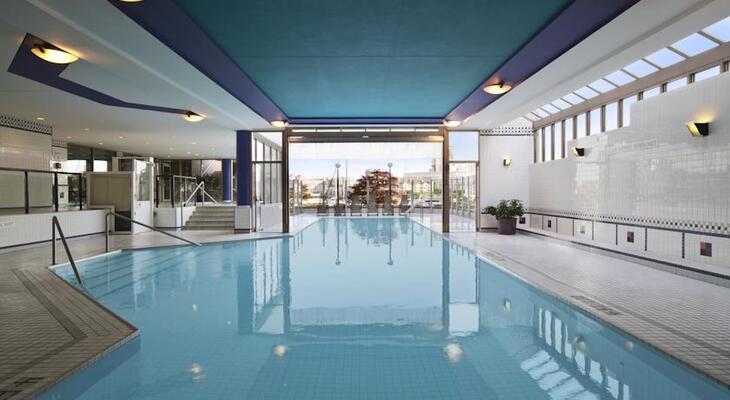 Coast Victoria Hotel & Marina by APA