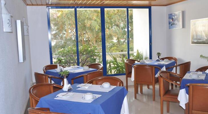 Hotel Almar