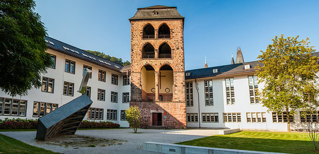 New University (Neue Universitat)