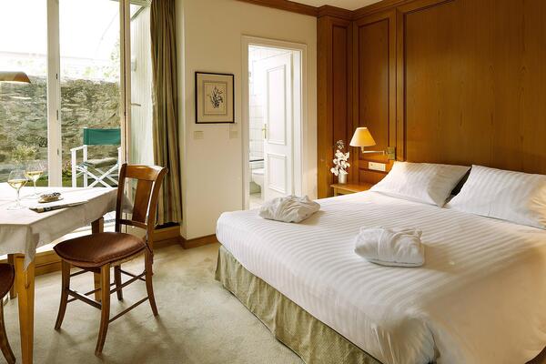 Hotel A La Cour D'alsace By Happyculture