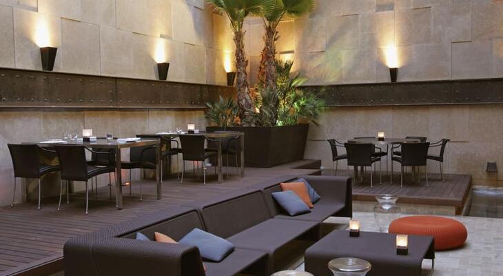 Hotel Granados 83