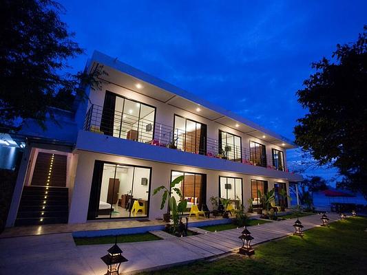 Paradise Resort Phi Phi
