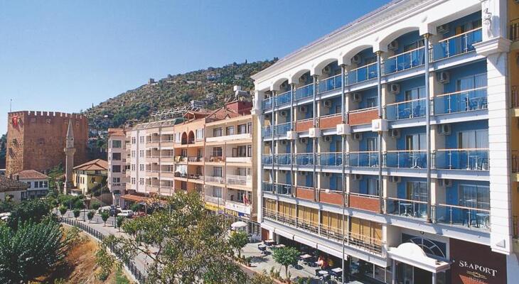 Quattro City Seaport Hotel