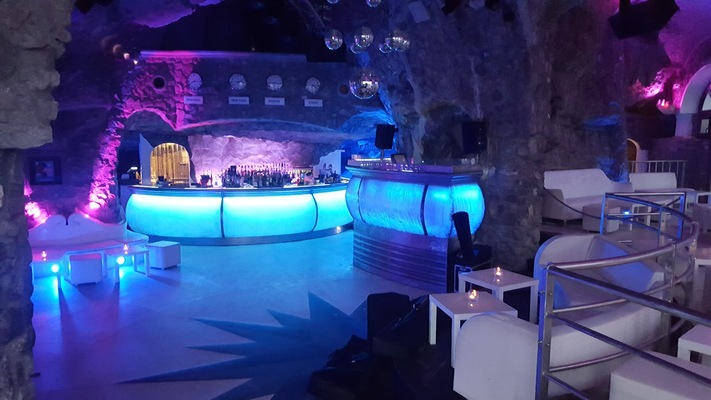 Music on the Rocks