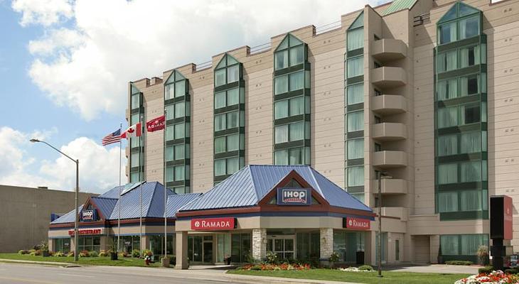 Ramada by Wyndham Niagara Falls/Fallsview