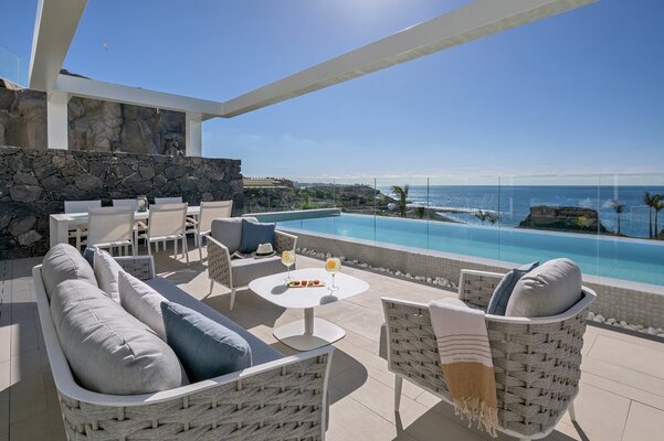 Royal Hideaway Corales Suites