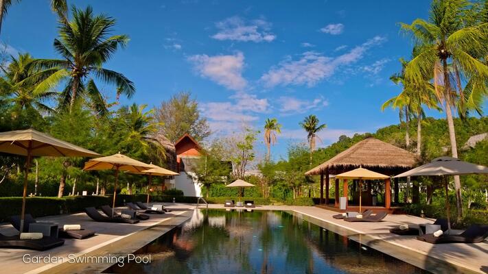 Twin Lotus Resort & Spa