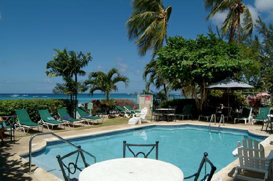 Tropical Sunset Beach Apartment Hotel
