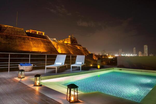 San Lazaro Art Hotel