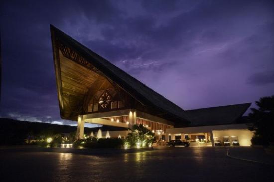 Nexus Resort & Spa Karambunai