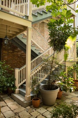 Monrose Row Bed & Breakfast