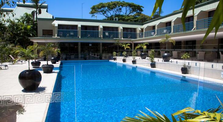 Gateway Hotel & Apartments