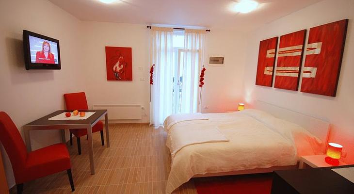 Villa Mia Chanel