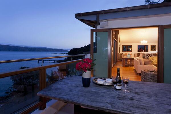 Edgewater Lodge