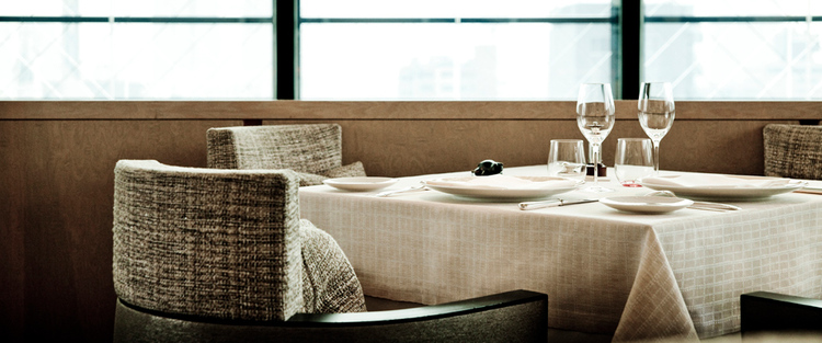 Beige Alain Ducasse Tokyo
