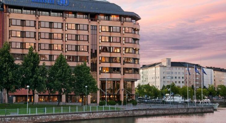Hilton Helsinki Strand
