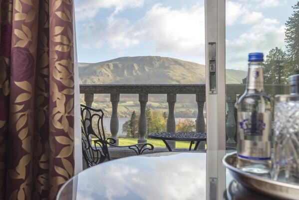 Macdonald Leeming House