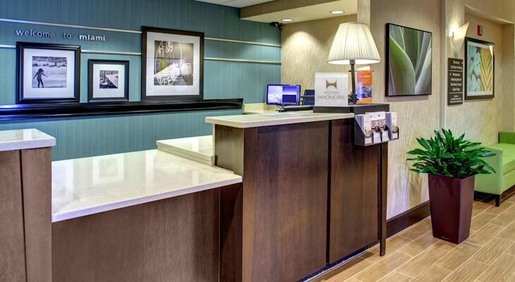 Hampton Inn & Suites by Hilton Miami Airport South - Blue Lagoon