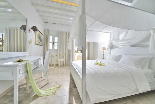 Hotel Petinos