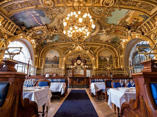 Le Train Bleu