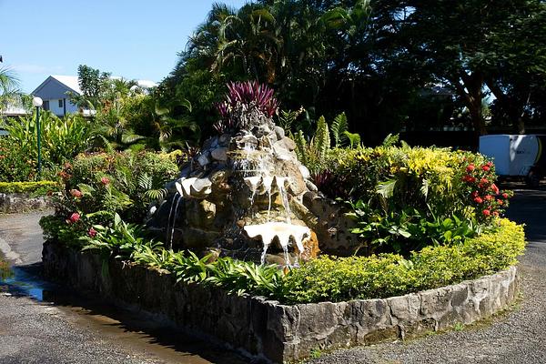 Tanoa Skylodge Hotel