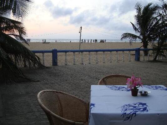 Topaz Beach Hotel