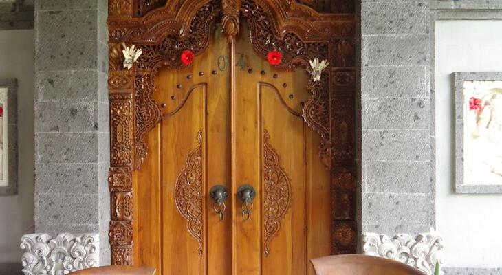 Bali Moon