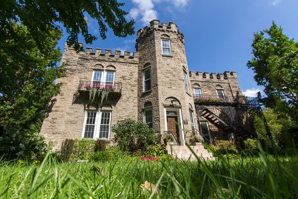 Warner Castle