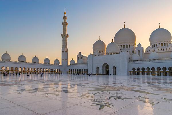 Sheikh Zayed Grand Mosque Center