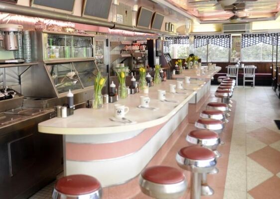 Betsy's Diner