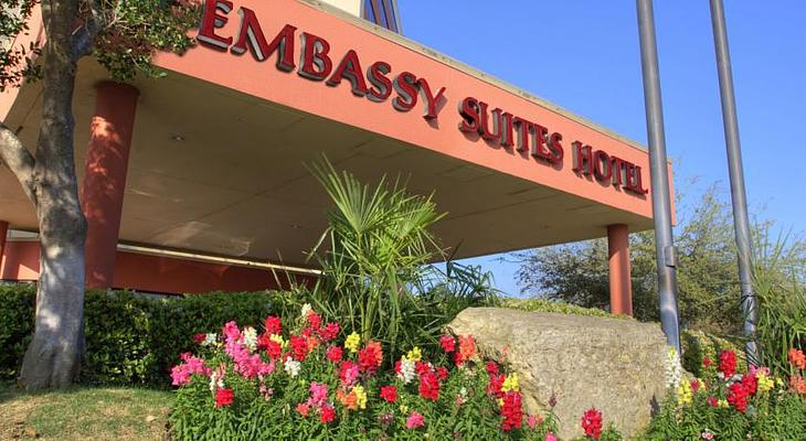 Embassy Suites by Hilton Austin Downtown South Congress