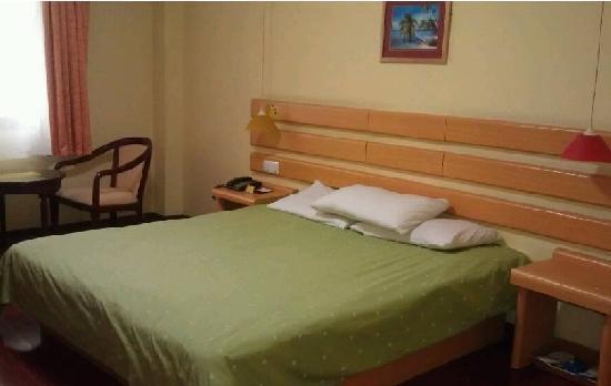 Wenyi Express Hotel