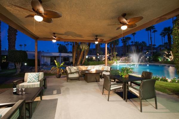 Desert Isle of Palm Springs, a VRI resort