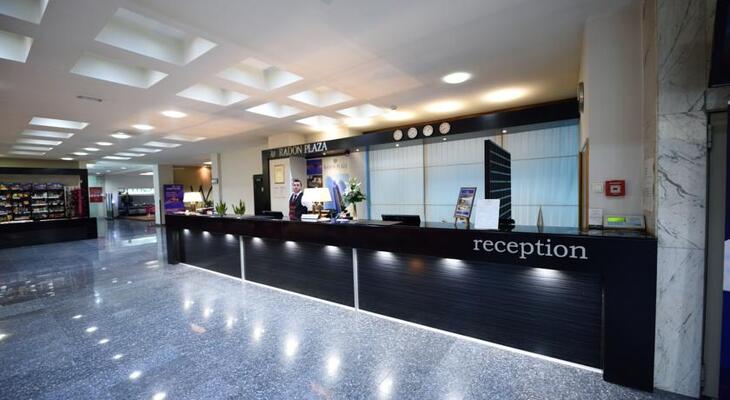 Radon Plaza Hotel