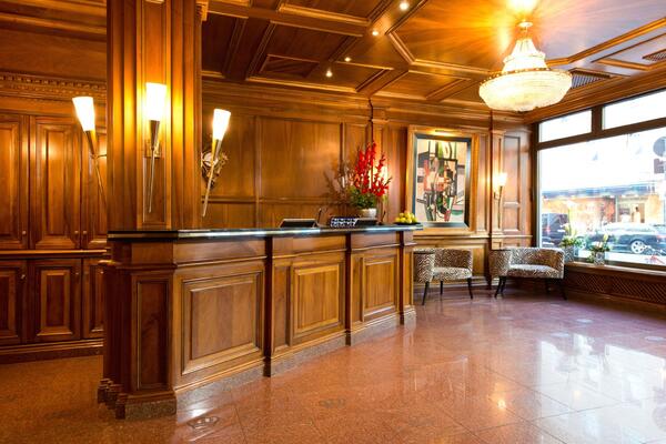 King's Hotel First Class