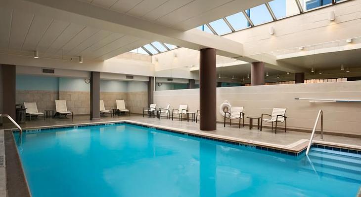 Courtyard By Marriott Pittsburgh University Center
