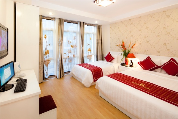Hanoi Holiday Diamond Hotel
