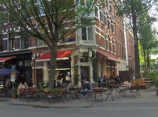 Cafe Toussaint